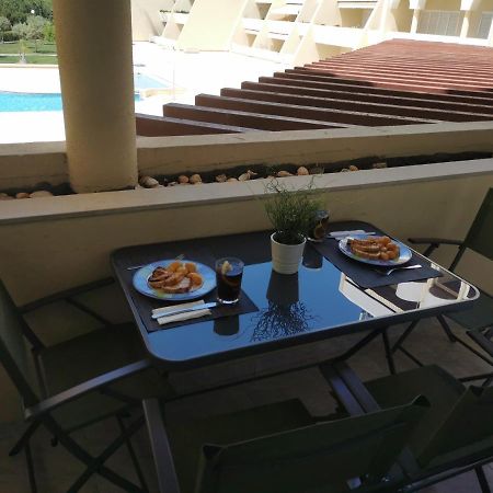 Apartamento T2 Palmeira Gale-Praia Da Gale Guia  Exteriör bild