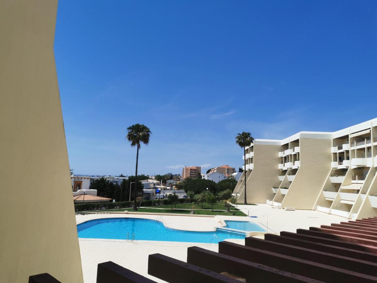 Apartamento T2 Palmeira Gale-Praia Da Gale Guia  Exteriör bild