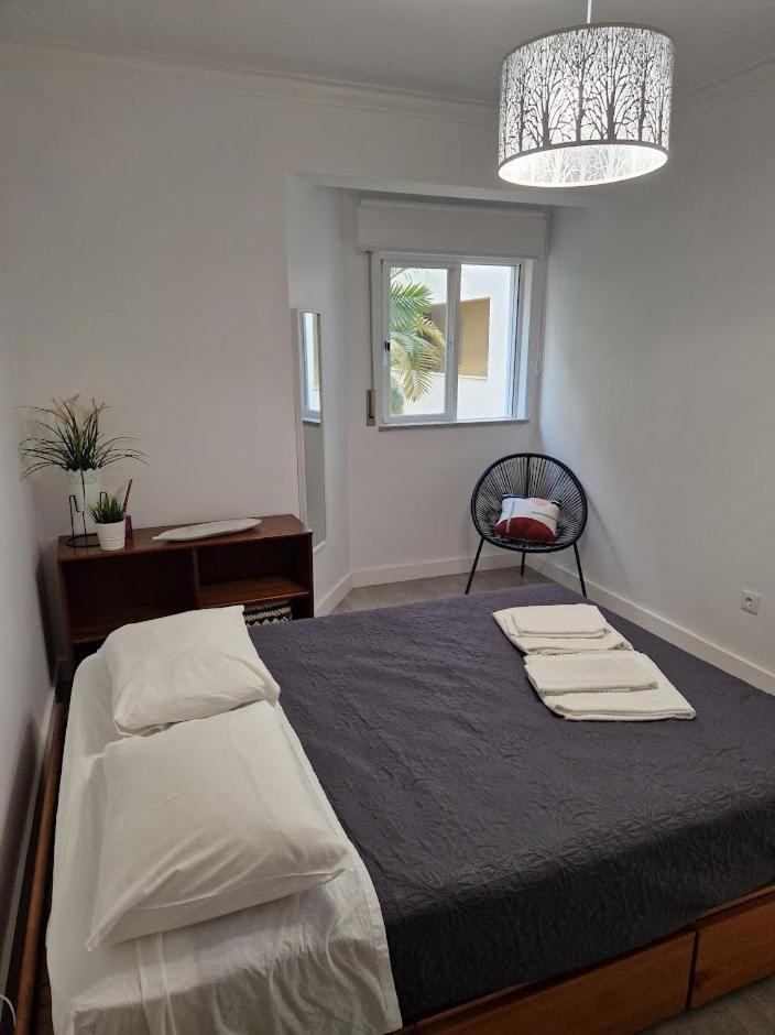 Apartamento T2 Palmeira Gale-Praia Da Gale Guia  Exteriör bild
