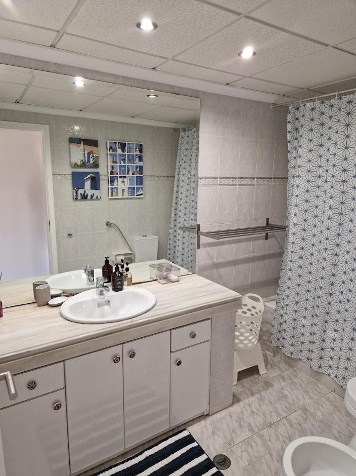 Apartamento T2 Palmeira Gale-Praia Da Gale Guia  Exteriör bild